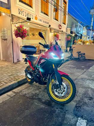 MOTO MORINI X-CAPE MOTO MORINI X-CAPE